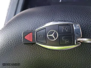 2011 Mercedes-Benz E-Class E 350 Luxury with VIN WDDHF5GB4BA420031, listed as a IAAI auction lot 41846219 with 116,669 mi miles. Bid and sale history available at carsss.com. Image 11.