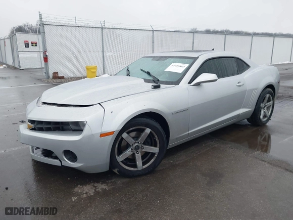 2012 Chevrolet Camaro 2LS with VIN 2G1FA1E35C9119861, listed as a IAAI auction lot 41476863 with 125,803 mi miles. Bid and sale history available at carsss.com. Image 17.