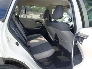 2020 Toyota RAV4 Hybrid XLE z VIN 2T3RWRFV7LW072553, wystawiony jako IAAI lot #42197281 z przebiegiem 166 115 mil mil oraz . Historia ofert i sprzedaży dostępna na DreamBid. Obrazek 8.