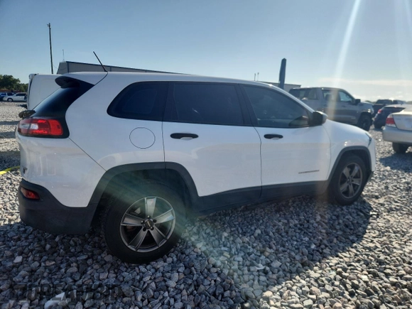 2015 Jeep Cherokee Sport with VIN 1C4PJLAB7FW617091, listed as a Copart auction lot 62167605 with 149,968 mi miles and Salvage title. Bid and sale history available at DreamBid. Image 3.