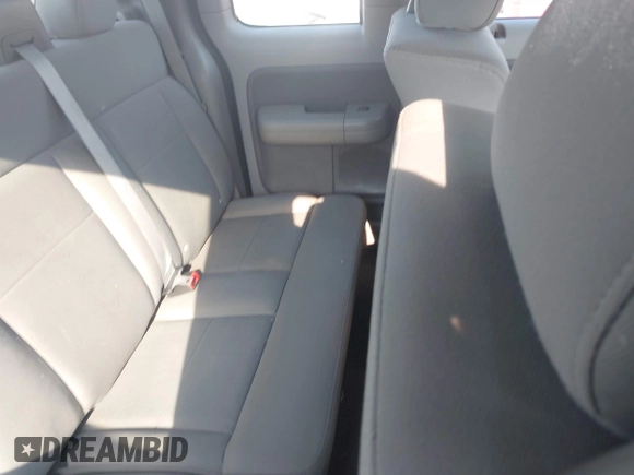 2008 Ford F-150 STX z VIN 1FTRX12W68FB45353, wystawiony jako IAAI lot #42569574 z przebiegiem 151 365 mil mil oraz . Historia ofert i sprzedaży dostępna na DreamBid. Obrazek 8.