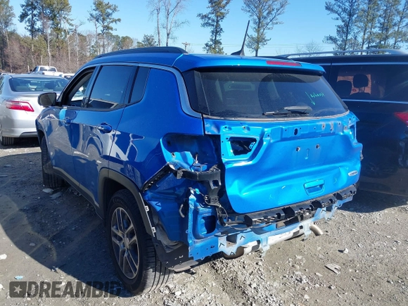 2019 Jeep Compass Latitude with VIN 3C4NJCBB6KT802481, listed as a IAAI auction lot 41315161 with 72,755 mi miles and . Bid and sale history available at carsss.com. Image 3.