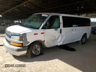 2010 Chevrolet Express Passenger LT z VIN 1GA2G1DG6A1103011, wystawiony jako Copart lot #51946695 z przebiegiem 299 210 mil mil oraz Szkoda całkowita • Salvage title. Historia ofert i sprzedaży dostępna na DreamBid. Obrazek 1.