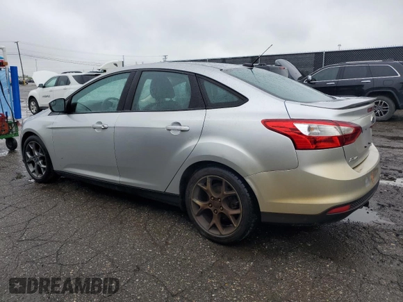 2014 Ford Focus SE with VIN 1FADP3F27EL389321, listed as a Copart auction lot 55826205 with 88,647 mi miles and Clean Title. Bid and sale history available at DreamBid. Image 2.