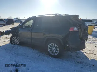 2020 Jeep Cherokee Latitude with VIN 1C4PJMCB9LD512496, listed as a Copart auction lot 87737905 with 61,729 mi miles and Salvage Title. Bid and sale history available at carsss.com. Image 2.