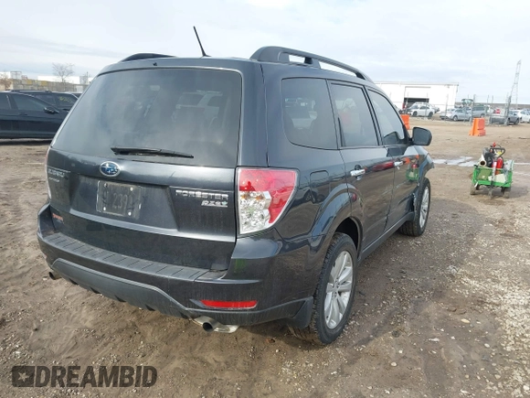 2013 Subaru Forester 2.5X Premium with VIN JF2SHADC4DH424169, listed as a IAAI auction lot 41881234 with 70,220 mi miles. Bid and sale history available at carsss.com. Image 4.