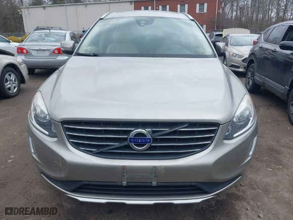 2015 Volvo XC60 T5 with VIN YV4612RKXF2739975, listed as a IAAI auction lot 41702442 with 116,649 mi miles. Bid and sale history available at carsss.com. Image 12.