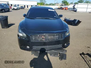 2014 Nissan Maxima SV z VIN 1N4AA5AP7EC908175, wystawiony jako Copart lot #61656265 z przebiegiem 282 757 mil mil oraz Szkoda całkowita • Salvage title. Historia ofert i sprzedaży dostępna na DreamBid. Obrazek 5.