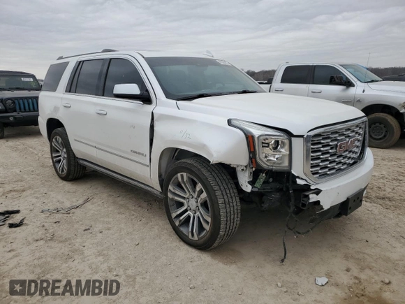 2018 GMC Yukon Denali with VIN 1GKS2CKJ4JR334480, listed as a Copart auction lot 47034435 with 84,787 mi miles and Salvage Title. Bid and sale history available at carsss.com. Image 4.