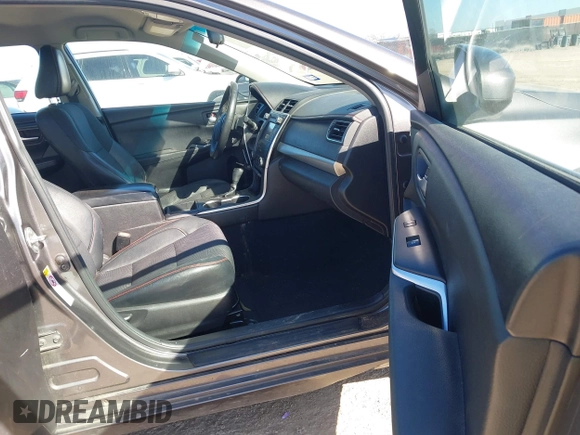 2017 Toyota Camry XLE with VIN 4T1BF1FK6HU377809, listed as a IAAI auction lot 41759609 with 210,509 mi miles and . Bid and sale history available at DreamBid. Image 5.