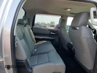 2018 Toyota Tundra 2WD SR5 with VIN 5TFFY5F13JX240295, listed as a Copart auction lot 74217104 with 83,076 mi miles and Salvage Title. Bid and sale history available at carsss.com. Image 10.