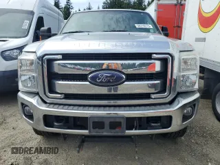 2012 Ford F-250 XL with VIN 1FT7X2B65CEB59000, listed as a Copart auction lot 58310515 with 88,747 mi miles and Salvage title. Bid and sale history available at DreamBid. Image 5.