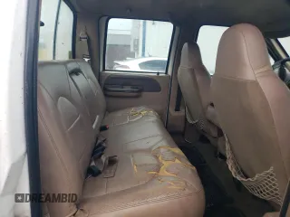 1999 Ford F-350 XL z VIN 1FTWW32F3XEA00728, wystawiony jako Copart lot #58577255 z przebiegiem 461 795 mil mil oraz Szkoda całkowita • Salvage title. Historia ofert i sprzedaży dostępna na DreamBid. Obrazek 10.