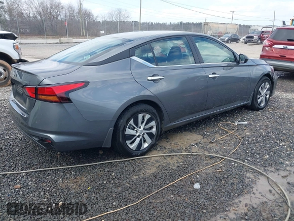 2024 Nissan Altima S with VIN 1N4BL4BV0RN342408, listed as a IAAI auction lot 41501908 with 22,222 mi miles and . Bid and sale history available at carsss.com. Image 4.