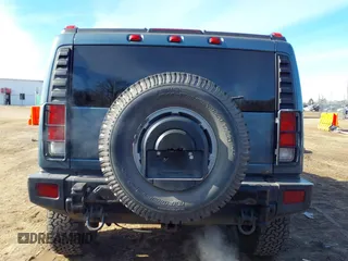 2005 Hummer H2 SUV with VIN 5GRGN23U15H117796, listed as a IAAI auction lot 41543913 with 195,560 mi miles. Bid and sale history available at carsss.com. Image 16.