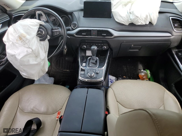 2020 Mazda CX-9 Touring with VIN JM3TCACY6L0420093, listed as a Copart auction lot 43136695 with 102,459 mi miles and Salvage Title. Bid and sale history available at carsss.com. Image 8.