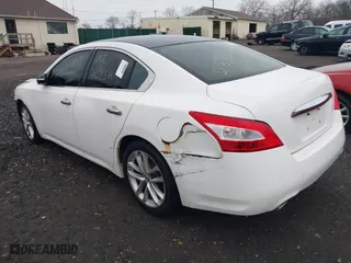 2009 Nissan Maxima 3.5 S with VIN 1N4AA51E79C841260, listed as a IAAI auction lot 41476162 with 999,999 mi miles. Bid and sale history available at carsss.com. Image 3.