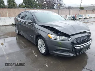 2015 Ford Fusion SE with VIN 3FA6P0LU8FR306012, listed as a IAAI auction lot 41740501 with 144,427 mi miles and . Bid and sale history available at carsss.com. Image 1.