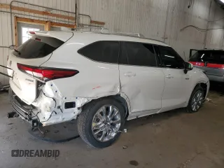2021 Toyota Highlander Hybrid Limited с VIN 5TDXBRCHXMS025702, выставлен на аукционе Copart как лот 53231575 с пробегом 117 232 миль миль и Списание • Salvage title. История ставок и продаж доступна на DreamBid. Изображение 3.