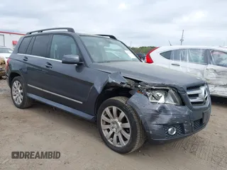 2010 Mercedes-Benz GLK with VIN WDCGG8HBXAF497114, listed as a IAAI auction lot 41942982 with 172,134 mi miles. Bid and sale history available at carsss.com. Image 1.