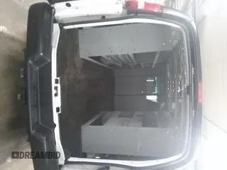 2022 GMC Savana Cargo z VIN 1GTW7AFP2N1140746, wystawiony jako IAAI lot #42515918 z przebiegiem 126 659 mil mil oraz . Historia ofert i sprzedaży dostępna na DreamBid. Obrazek 9.
