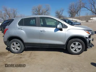 2017 Chevrolet Trax LS with VIN KL7CJNSB3HB192761, listed as a IAAI auction lot 41791039 with 76,591 mi miles. Bid and sale history available at carsss.com. Image 13.