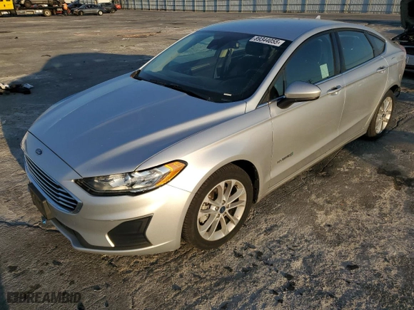 2019 Ford Fusion Hybrid SE with VIN 3FA6P0LUXKR134561, listed as a Copart auction lot 89344055 with 59,930 mi miles and Salvage Title. Bid and sale history available at carsss.com. Image 1.