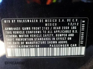2013 Volkswagen Jetta Hybrid SE z VIN 3VW637AJXDM259158, wystawiony jako Copart lot #50423615 z przebiegiem 109 280 mil mil oraz Szkoda całkowita • Salvage title. Historia ofert i sprzedaży dostępna na DreamBid. Obrazek 12.