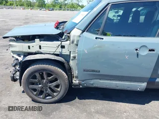 2018 Jeep Renegade Altitude with VIN ZACCJABB6JPH99941, listed as a IAAI auction lot 42075982 with 76,104 mi miles and . Bid and sale history available at DreamBid. Image 6.