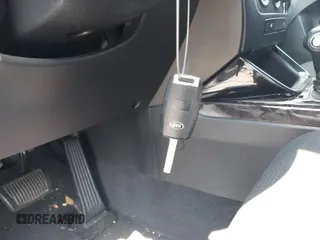 2014 Kia Sorento LX z VIN 5XYKT3A67EG517690, wystawiony jako IAAI lot #42273150 z przebiegiem 152 070 mil mil oraz . Historia ofert i sprzedaży dostępna na DreamBid. Obrazek 11.