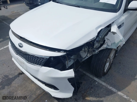 2017 Kia Optima EX with VIN 5XXGU4L38HG134961, listed as a IAAI auction lot 41976191 with 91,874 mi miles. Bid and sale history available at carsss.com. Image 6.