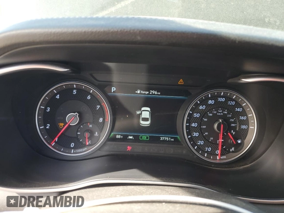 2019 Genesis G70 Advanced z VIN KMTG44LA6KU025965, wystawiony jako Copart lot #52107135 z przebiegiem 37 751 mil mil oraz Szkoda całkowita • Salvage title. Historia ofert i sprzedaży dostępna na DreamBid. Obrazek 9.