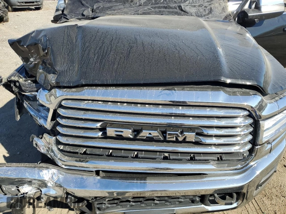 2022 Ram 2500 Longhorn z VIN 3C6UR5GL8NG283410, wystawiony jako Copart lot #78786744 z przebiegiem 62 039 mil mil oraz Szkoda całkowita • Salvage title. Historia ofert i sprzedaży dostępna na DreamBid. Obrazek 11.