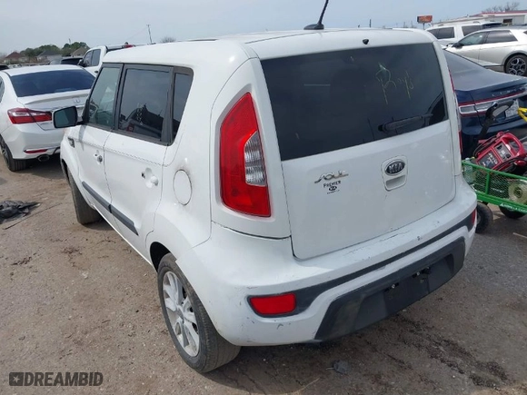 2012 Kia Soul with VIN KNDJT2A58C7357357, listed as a IAAI auction lot 41696242 with 222,593 mi miles. Bid and sale history available at carsss.com. Image 3.