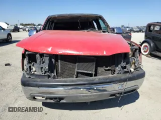 2002 GMC Sierra 1500HD SLE z VIN 1GTGK13U52F205875, wystawiony jako Copart lot #73240284 z przebiegiem Nie podano mil oraz Szkody całkowita. Historia ofert i sprzedaży dostępna na DreamBid. Obrazek 5.