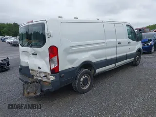 2017 Ford Transit Cargo с VIN 1FTYR2ZM4HKA60759, выставлен на аукционе IAAI как лот 42353909 с пробегом 111 882 миль миль и . История ставок и продаж доступна на DreamBid. Изображение 4.