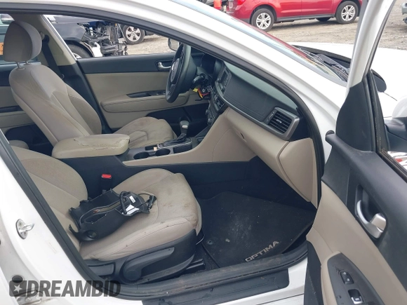 2016 Kia Optima LX with VIN 5XXGT4L31GG065368, listed as a IAAI auction lot 42600407 with 92,934 mi miles and . Bid and sale history available at DreamBid. Image 5.