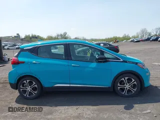 2020 Chevrolet Bolt EV Premier z VIN 1G1FZ6S05L4114842, wystawiony jako IAAI lot #42157277 z przebiegiem 57 705 mil mil oraz . Historia ofert i sprzedaży dostępna na DreamBid. Obrazek 13.