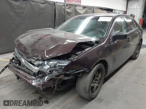2011 Ford Fusion SE with VIN 3FAHP0HA3BR345933, listed as a IAAI auction lot 42008980 with 147,076 mi miles. Bid and sale history available at carsss.com. Image 17.