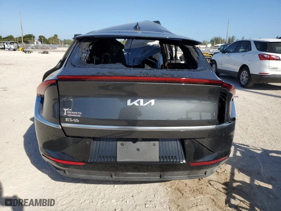 2024 Kia EV6 Wind with VIN KNDC34LA4R5614999, listed as a Copart auction lot 41730135 with 0 mi miles and Non Repairable. Bid and sale history available at carsss.com. Image 6.