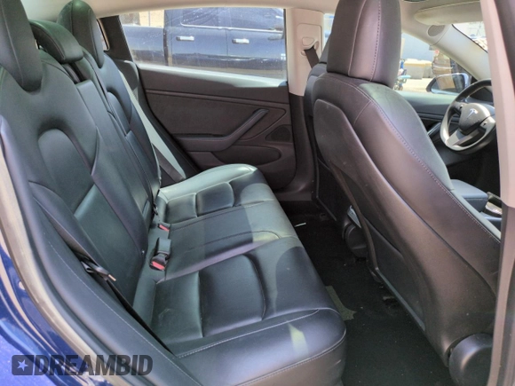 2018 Tesla Model 3 Long Range Battery z VIN 5YJ3E1EBXJF146469, wystawiony jako Copart lot #60101515 z przebiegiem 131 507 mil mil oraz Czysty tytuł • Clean title. Historia ofert i sprzedaży dostępna na DreamBid. Obrazek 10.