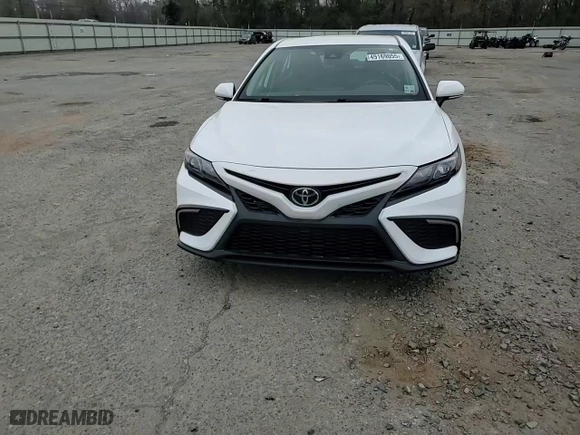 2022 Toyota Camry SE with VIN 4T1G11AK9NU653617, listed as a Copart auction lot 49169055 with 72,261 mi miles and Salvage Title. Bid and sale history available at carsss.com. Image 11.