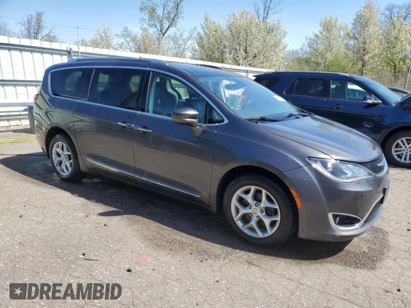 2017 Chrysler Pacifica Touring L Plus with VIN 2C4RC1EGXHR778592, listed as a Copart auction lot 54518165 with 189,760 mi miles and Clean Title. Bid and sale history available at DreamBid. Image 4.