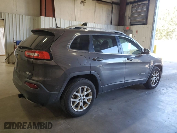 2018 Jeep Cherokee Latitude Plus with VIN 1C4PJLLX8JD510273, listed as a Copart auction lot 76242474 with 132,645 mi miles and Salvage Title. Bid and sale history available at carsss.com. Image 3.