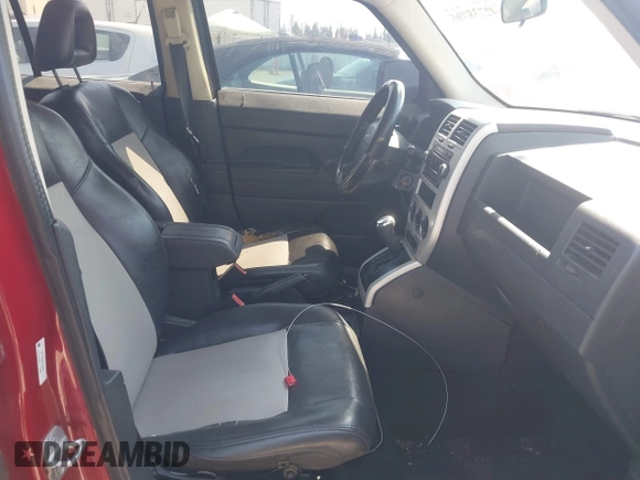 2008 Jeep Patriot Sport with VIN 1J8FT28088D703943, listed as a IAAI auction lot 42738705 with 195,234 mi miles and . Bid and sale history available at DreamBid. Image 5.