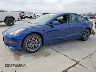 2021 Tesla Model 3 Standard Range Plus z VIN 5YJ3E1EA0MF014607, wystawiony jako Copart lot #47290835 z przebiegiem 43 251 mil mil oraz Szkoda całkowita • Salvage title. Historia ofert i sprzedaży dostępna na DreamBid. Obrazek 1.