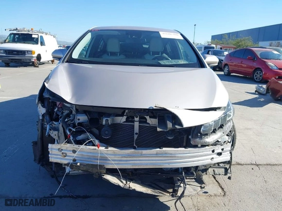 2021 Toyota Prius Prime LE with VIN JTDKAMFP1M3164931, listed as a IAAI auction lot 41686300 with NaN miles. Bid and sale history available at carsss.com. Image 13.