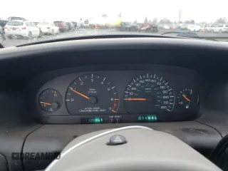 1998 Plymouth Voyager SE z VIN 2P4GP4436WR761213, wystawiony jako Copart lot #88697275 z przebiegiem 126 861 mil mil oraz Szkoda całkowita • Salvage title. Historia ofert i sprzedaży dostępna na DreamBid. Obrazek 9.