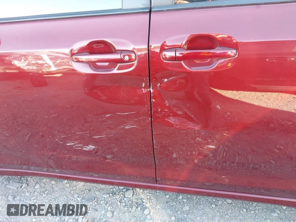 2019 Toyota Sienna LE Auto Access Seat with VIN 5TDKZ3DC5KS008650, listed as a IAAI auction lot 41245967 with 124,538 mi miles and . Bid and sale history available at DreamBid. Image 16.
