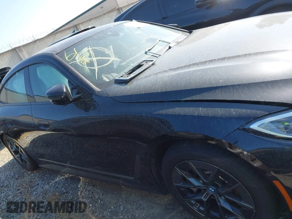 2023 BMW i4 eDrive40 z VIN WBY73AW03PFR16924, wystawiony jako IAAI lot #42034635 z przebiegiem 15 136 mil mil oraz . Historia ofert i sprzedaży dostępna na DreamBid. Obrazek 13.